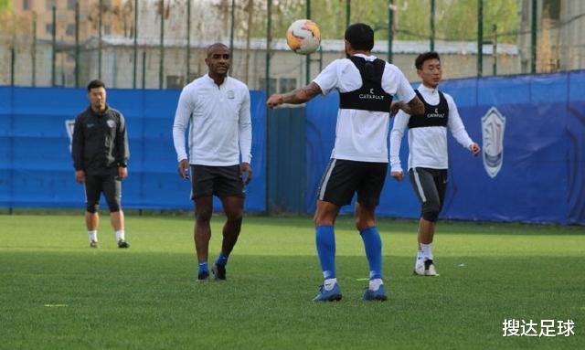 #中超#中超升班马6-1狂胜！妖星造3球+5大外援到位，恒大最强对手浮现