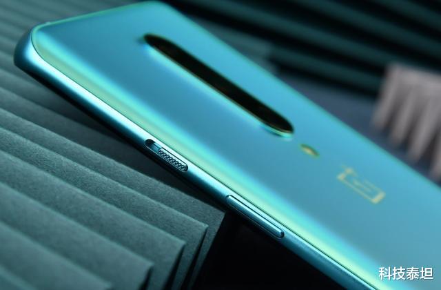 一加科技|为什么懂手机的年轻玩家，都选择了这个品牌？