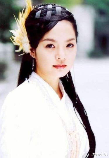 蔡琳|娱乐圈第一对中韩夫妻离婚？结婚请邓伦当伴郎，今孤身带娃回韩国