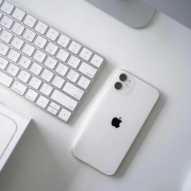 iphone11|用华为Mate30Pro换老婆的iPhone11，上手7天后：满肚子心里话