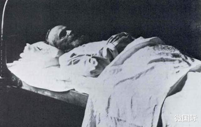 哈佛大学|他是世上最聪明的人,8岁会8种语言,9岁被哈佛录取,却少人认识