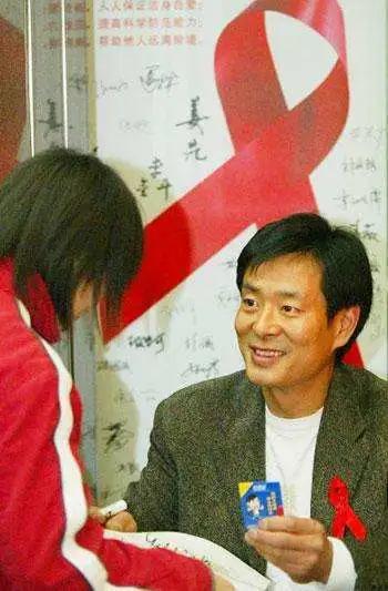 [公益]著名国家一级演员沦落到无戏可演！年近70竟过着这种生活