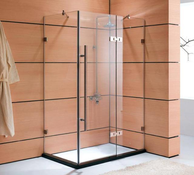 |淋浴房不就安装几块玻璃？怎么就要花上千元，内行人告诉贵在哪？