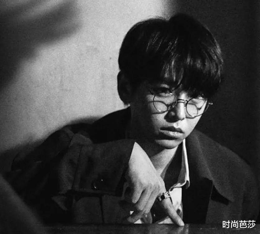 佩洛西|海报致敬希区柯克，彭昱畅和丁禹兮这部电影什么来头