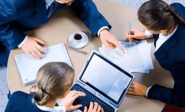 美国■放弃管控！美国内传出噩耗，这下全球都坐不住了