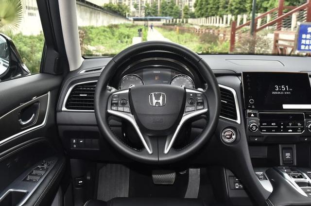 本田冠道|先花26万开福特锐界，再花27万提本田冠道，车主：两者平分秋色