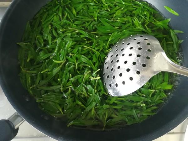 【猪肉】5月抓紧吃此菜，隔三差五吃营养促消化，错过等1年，包饺子特香