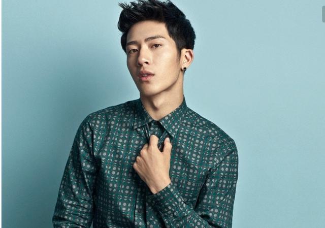 井柏然|表面上很火，却早就没戏拍的3位明星，第二位是男性情敌