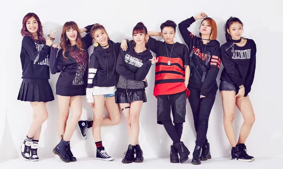 「刘雨昕」《青春有你2》刘雨昕popping炸全场！场面秒变演唱会！