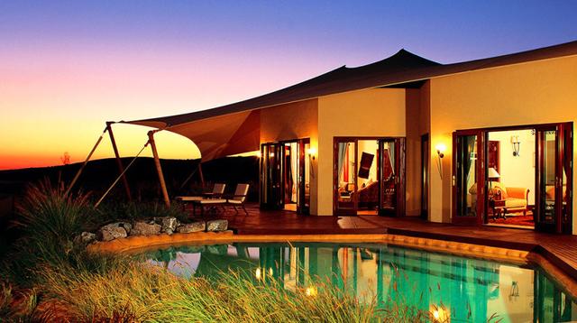 #迪拜#全球最豪华的沙漠酒店:最大的530平一晚5.5万,服务员一对一服务