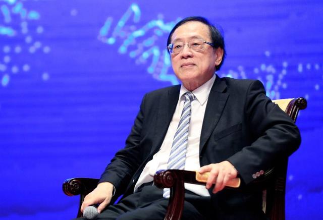 姚期智|卖掉美国房子、放弃美国国籍，71岁科学家姚期智，毅然踏上回国路