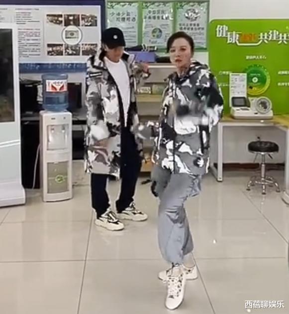 张萌|张萌和贾乃亮关系有多铁？曾放话娱乐圈：谁敢用李小璐就跟谁绝交