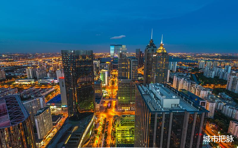 前有杭州滨江，后有南京河西新区，苏州工业园区的房价还撑得住吗