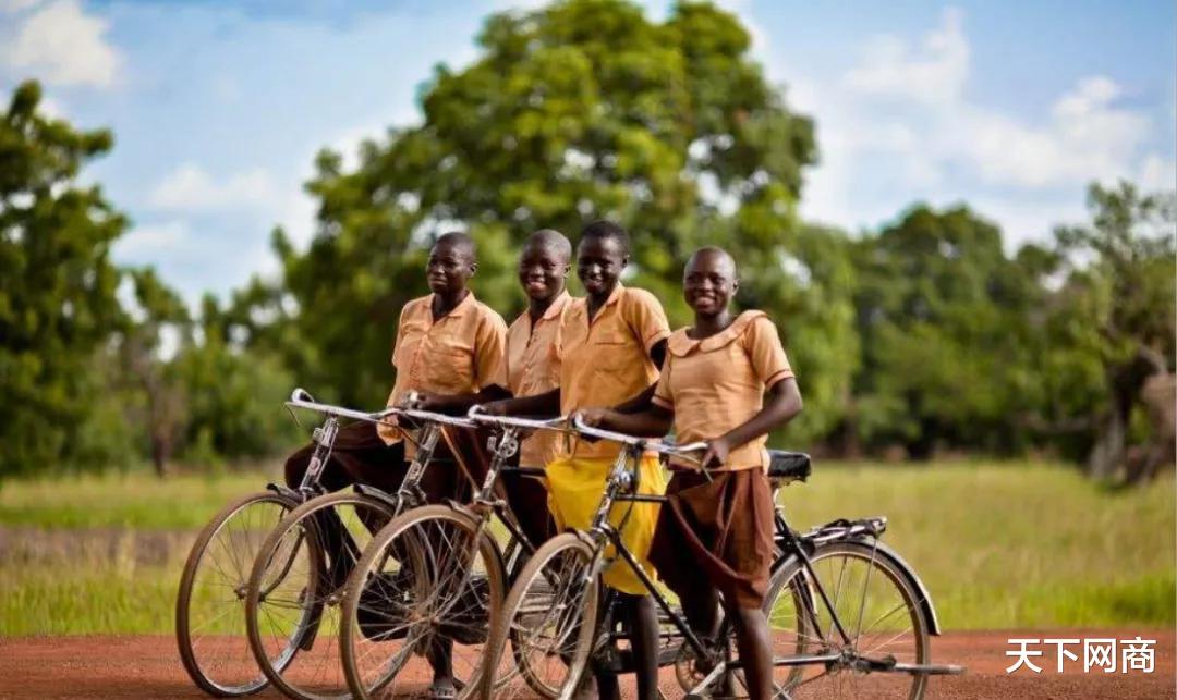 早在國內淘汰的28自行車，如今是非洲富二代的身份象征-圖2