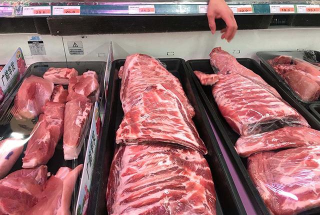 豬肉高價成“常態”，養殖戶：豬價在9月份，將達到下半年價格“頂峰”-圖2