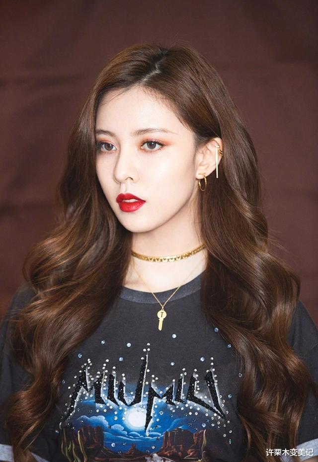 「发型」“渣女烫”已经过时了,2020年流行这4种“发型”,8成女生都适合