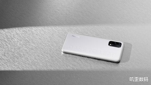 realme q|抢跑华为小米!天玑800U+128GB+65W,1599元!