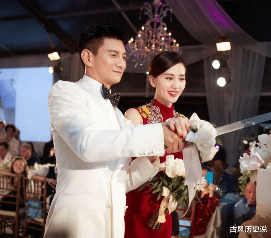 『林心如』17年前她因为钱离开吴奇隆,如今吴奇隆身家过亿,她过成这样