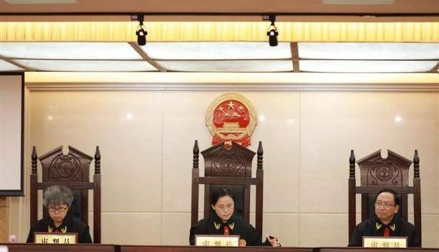 大学|大学里“最烧脑”的3个专业，挂科率极高，但毕业工作很吃香！