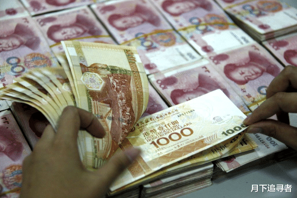 央行|终于向居民储蓄下手了！央行发布重要通知，关乎80万亿居民的储蓄