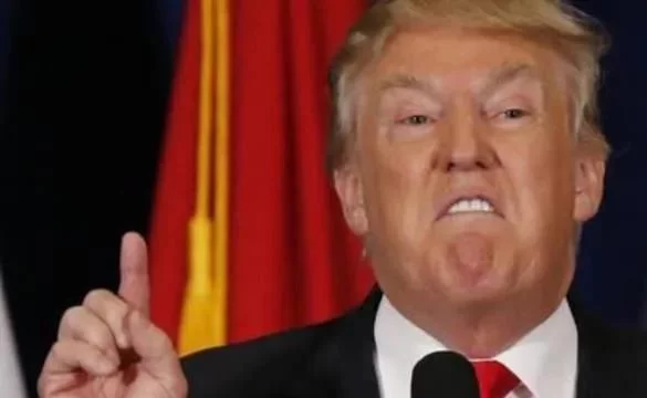 美国国债：一抛再抛”！中国持续的抛售1200亿美债后，美国亮出最后的“底牌”