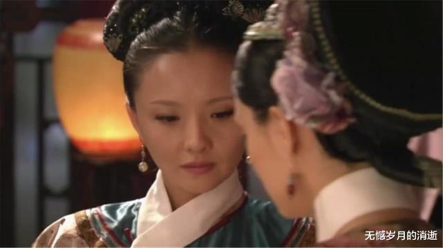 甄嬛|甄嬛诞下龙凤胎时,被子上为何撒满菊花?其实是掩盖不可告人的秘密