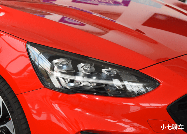 #福克斯#福特“实力派”代步车，比本田思域帅气，176马力+8AT，油耗5.4L