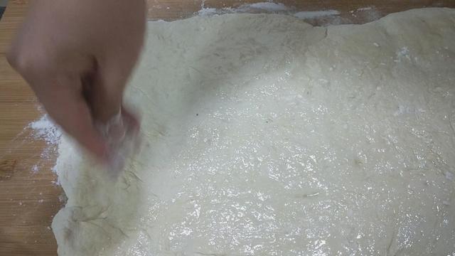 『面包』1斤面9两水，教你做懒人发面饼，筷子一搅，手不沾面，比面包松软