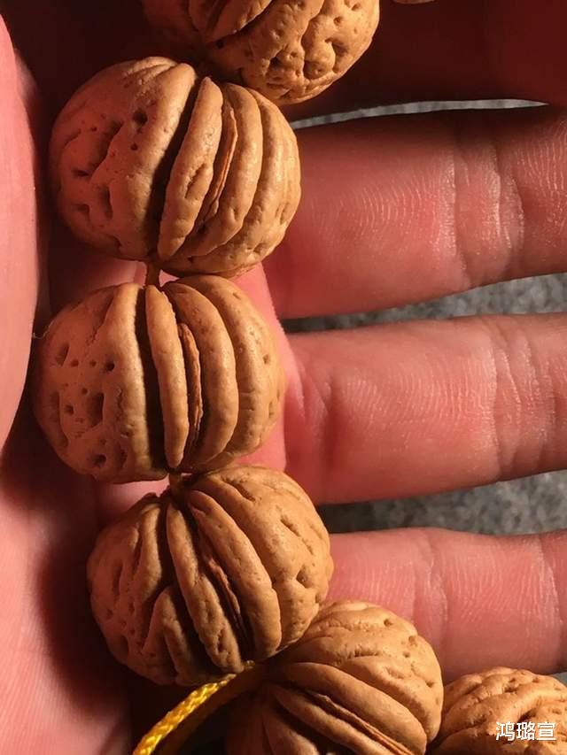桃核|文玩桃核想要稳定从挑选到上手盘玩这3步必须做到，不然后患无穷
