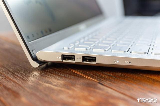 「薇娅」薇娅直播9秒售罄，她为何从众多笔记本选品中只挑了这一款？