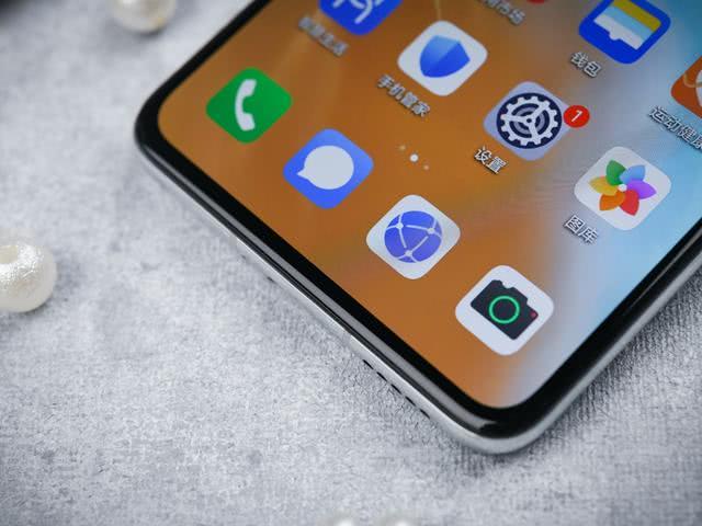 【华为p40】彻底为新品让路！华为P40降至新低价，等等党这次又赢了？