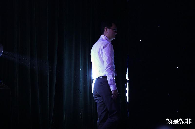 【阿里巴巴】马化腾扶持了阿里三个对手，马云却没有扶持成功一个？