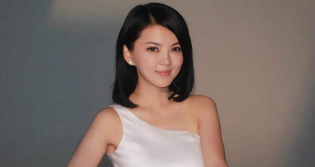 『李湘』797亿的负债！“精致”生活下的水分，穷的“理直气壮”凭的是什么？