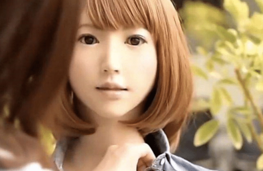 「机器人」“女性机器人”明明是假的，为啥却这么吸引人？网友：用过后就明白！