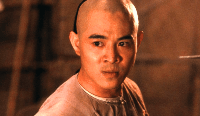 |导演借来顶级鱼翅，演员以为是道具，一口下去赔80万太坑人了