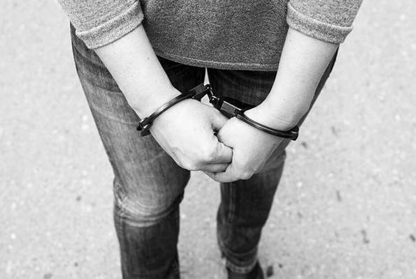 天天读报会|丢失的10万元找到了？她连夜赶往公安局，民警却送上一个大“惊喜”