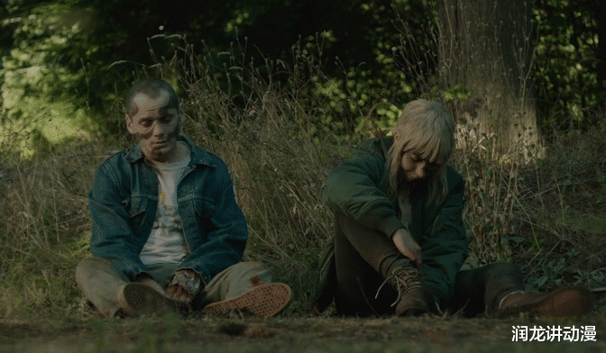 『女孩』乐队主唱意外发现女孩的死亡，结果让全部成员被害，自己收获了爱情！