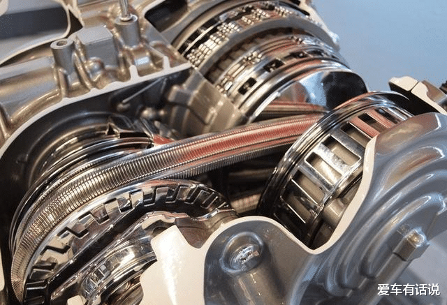 雷克萨斯NX|CVT的锥形轮这么光滑，并涂了油，钢带为何能传输动力不打滑？