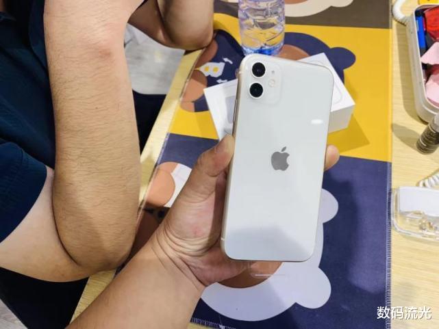 tiktok|最新苹果手机报价单曝光了，都说降价了，看完价格我就呵呵了！