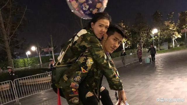 科林斯@吴冠希曝追到张常宁秘笈:双方长辈出马!未来生俩娃一个打排球?