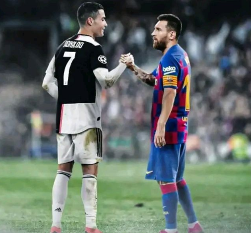 尤文图斯|投奔C罗?巴萨3大将或聚首尤文,看看总裁带队效果如何!