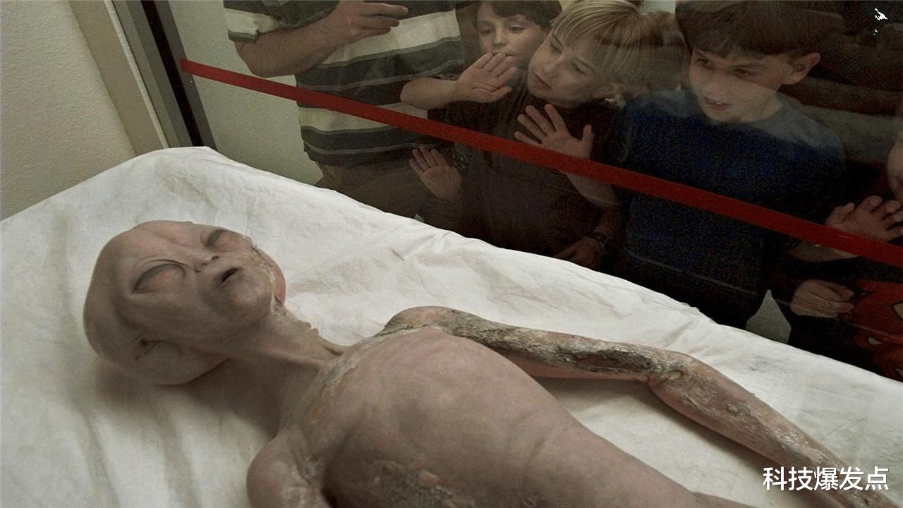 「新墨西哥」新墨西哥州在1985年，发现带有汉字的金属碎片，这是真的吗？