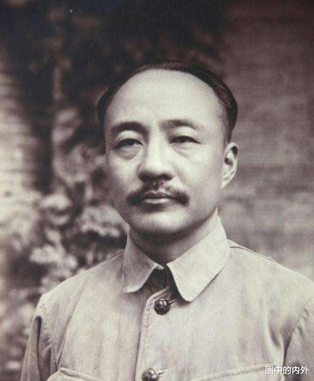 斯大林|他因好友妻子太漂亮，杀友夺妻，生下十个子嗣，死后还享受国葬