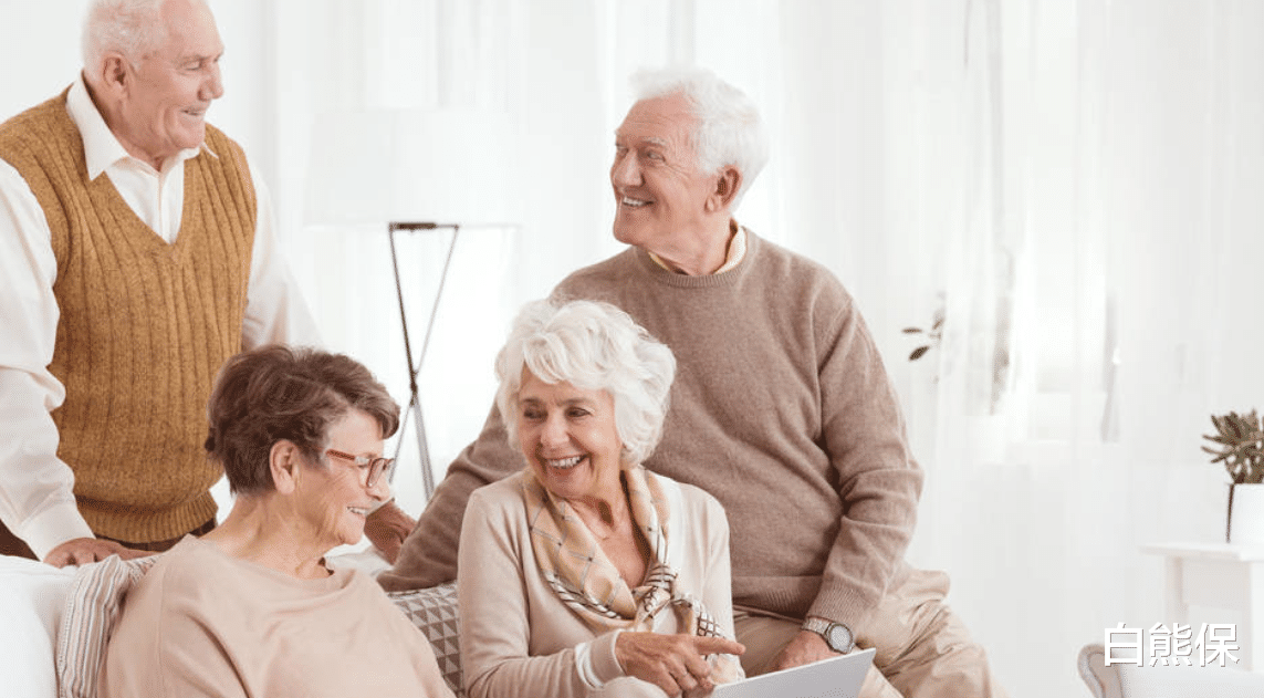 「退休」退休人员交满15年的社保，男性可以申请55岁退休、女性50岁退休？