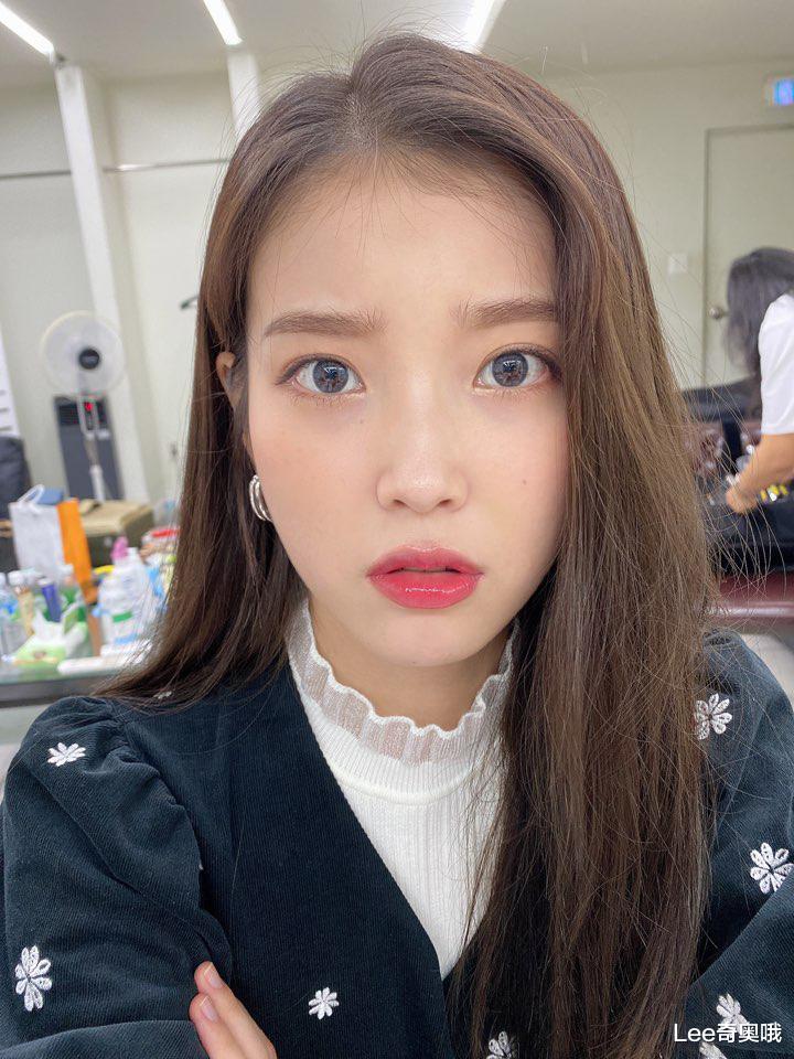 福布斯|韩国第一女solo李知恩IU出道12周年 最受欢迎的十首歌曲MV