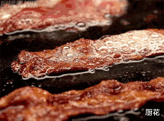 [苦瓜]长点心吧！吃烤肉服务员问你：换不换纸，其实是一种“暗示”