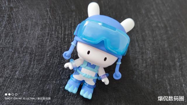 三个世界|神秘款到底有多难？小米十周年纪念盲盒盲拆，结果又是常规性操作