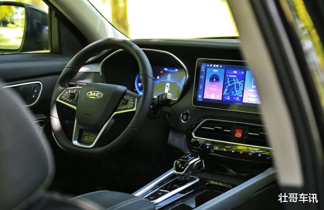 #马力#国产版“X7”上市了！8万出头就买中型车，长近4.8米，配174马力