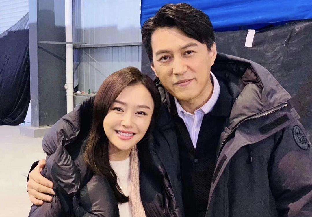 靳东|靳东新剧未播先火,看清“豪华”的演员阵容,收视率不稳都难!