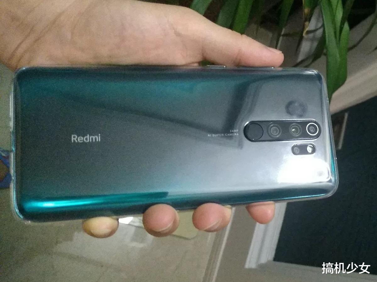 iphone12|发布快一年，6400万+NFC+大电池跌至1099，这款4G手机依旧真香